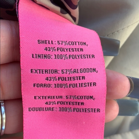 Betsey Johnson Butterfly trench coat with belt - Picture 4 of 4